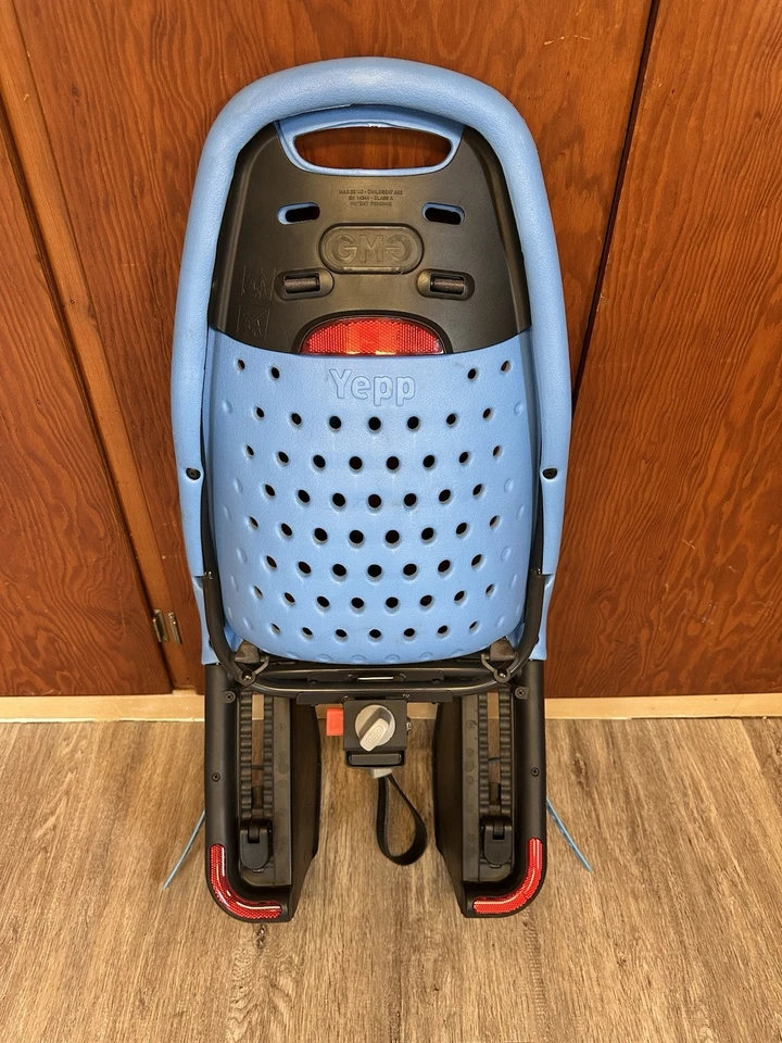 Asiento de bicicleta para niños Thule Yepp Maxi con adaptador de rack EasyFit (azul) Foto 2 de 4