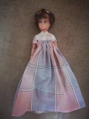 VINTAGE PUPPE. 7'' MADE IN HONG KONG