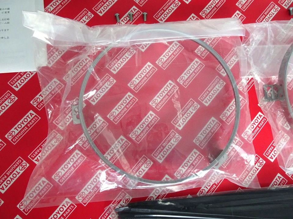 Объектив зеркальный 1979 1980 1981 1982 1983 1984 1985 1986 Toyota Stout RX110 YK110 - Изображение 4 из 4