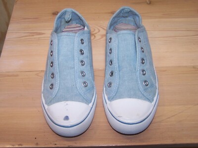 Maurices White Cap Toe Blue Canvas Lace Up Low Sneakers Tennis Shoes SZ 8M  M25