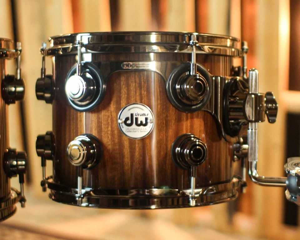 Juego de batería DW Collector's Caoba Purplecore Black Burst - 22,10,12,16 SO#1398022 Foto 4 de 4