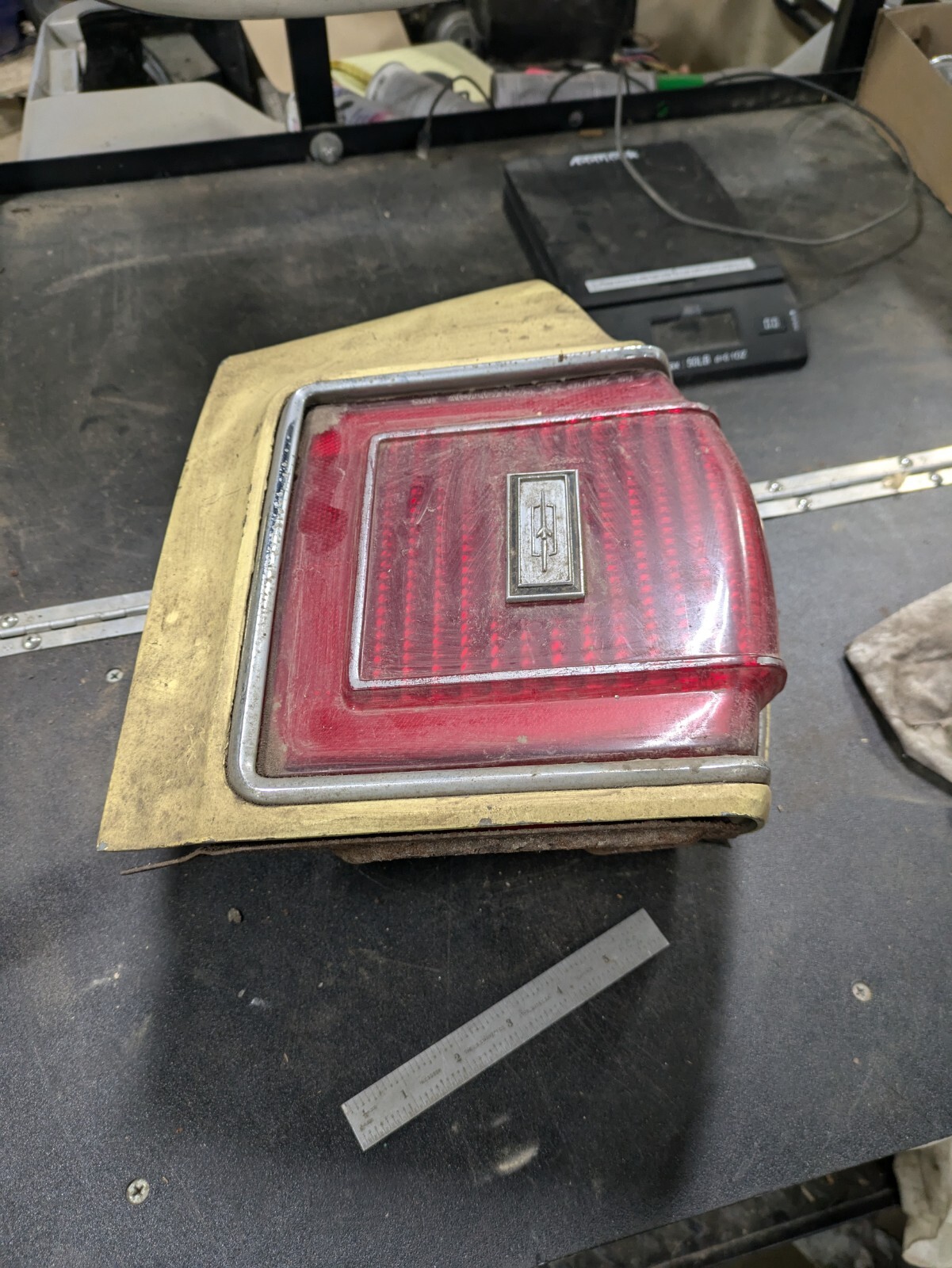 1976 Oldsmobile Delta 88 Taillight