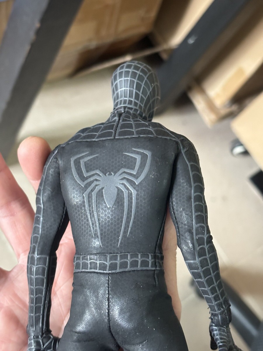 Defect Black Suited Spider-Man 3 Real Action Heroes (RAH) 1