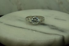 Rhodium plated 925 sterling silver three stone cubic zirconia ring band sz 7.75