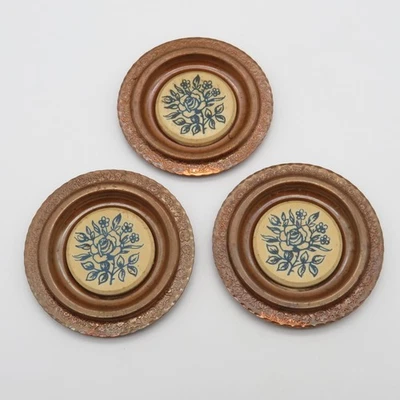 Alte Kupfer Miniatur Wandplatten Wandteller mit Keramikeinlage und Blumenmotiv - Bild 1 von 4