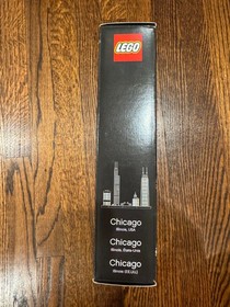 LEGO 21033 SEALED Architecture Chicago Landmark 444 Pieces Set Sealed Box