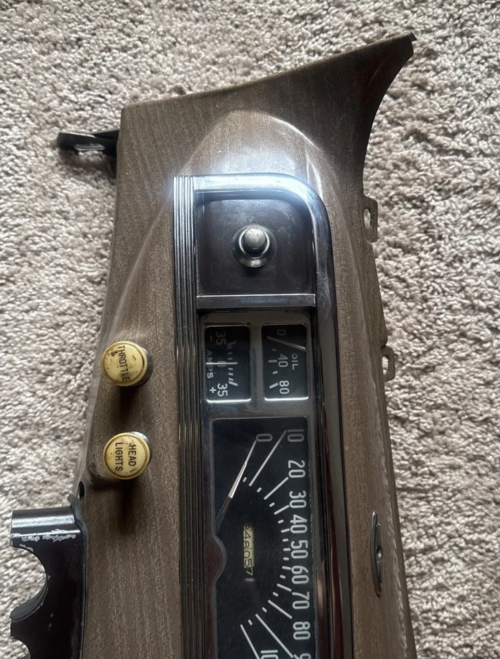 1946, 1947, 1948, Plymouth Special Deluxe P-15 OEM Panel de tablero Original Bonito Foto 2 de 4