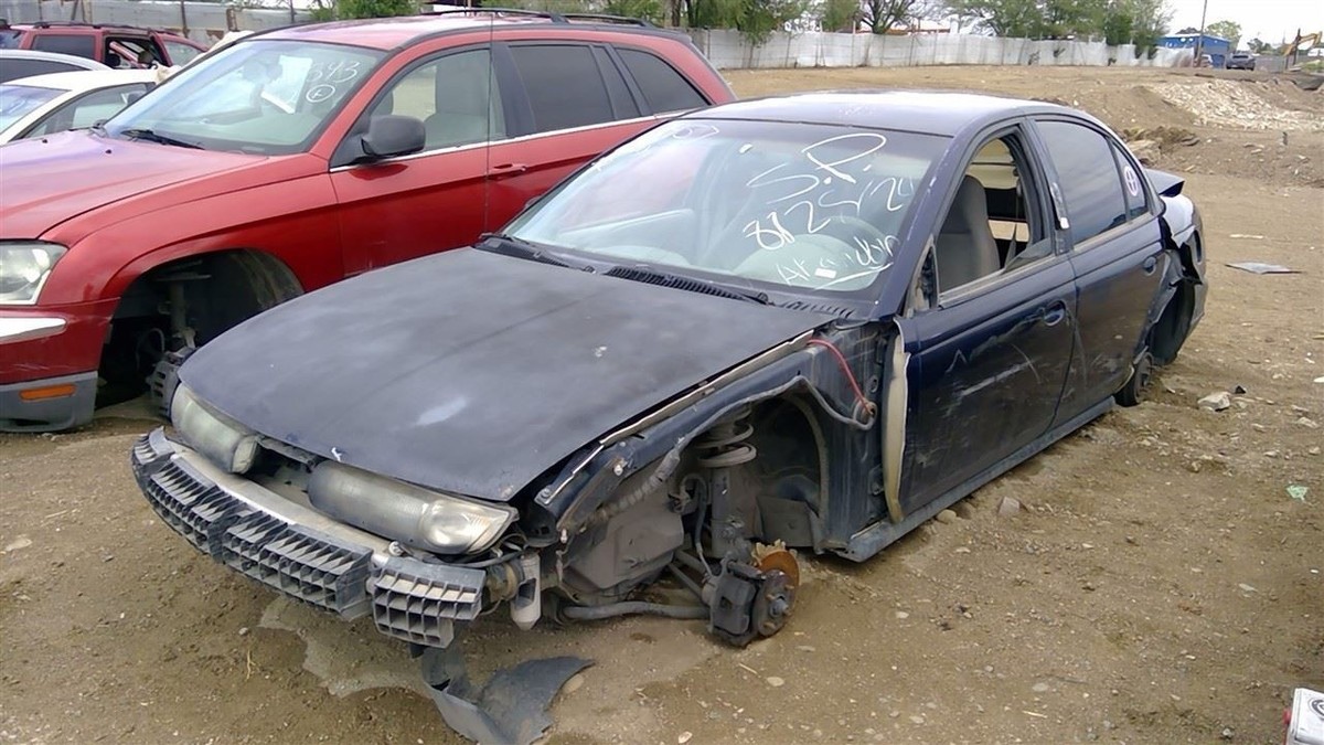 Driver Front Spindle/Knuckle Without ABS Fits 94-02 SATURN S