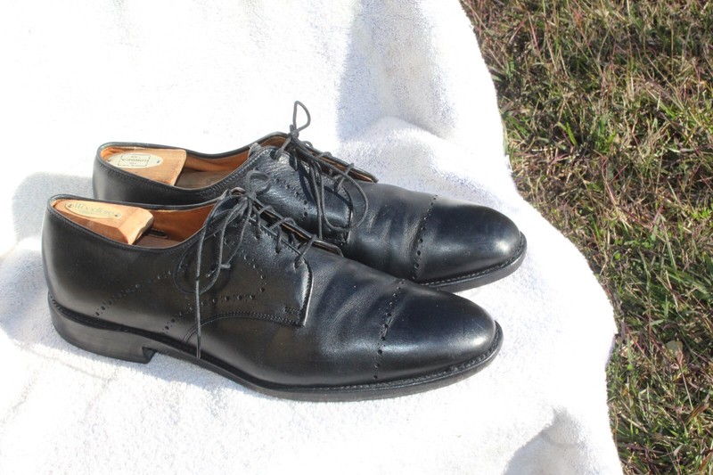 ALLEN EDMONDS TROY SZ 11 .5 D BLACK IN GOOD CONDITION