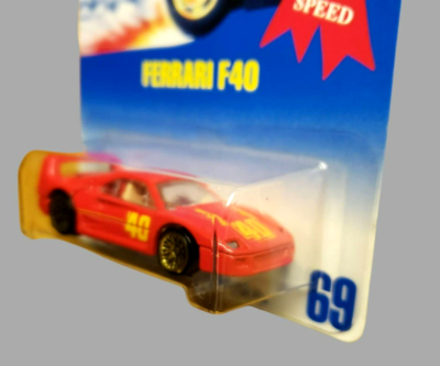 VINTAGE 1995 Hot Wheels FERRARI F40 #69 RED GOLD MEDAL SPEED