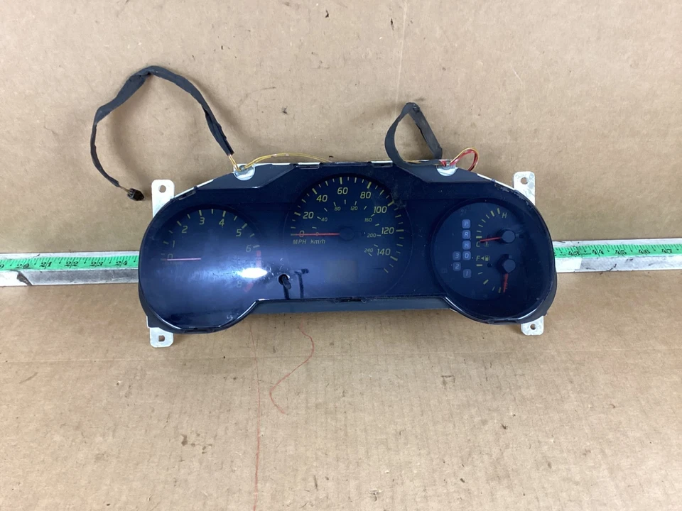 Cuadro de instrumentos velocímetro Nissan Altima 2002-2006 kilometraje desconocido Foto 2 de 4