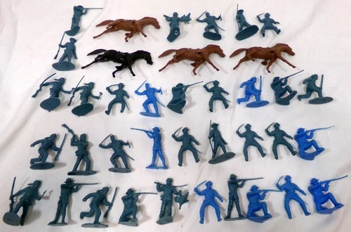 Vintage 1960's 1970's 38 Plastic 2.5" Horse Army Soldier Figure Lot Marx