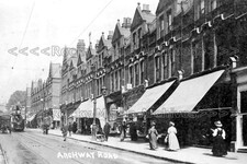 szz-54 Tram to Highgate, Archway Road, Highgate, London. Photo