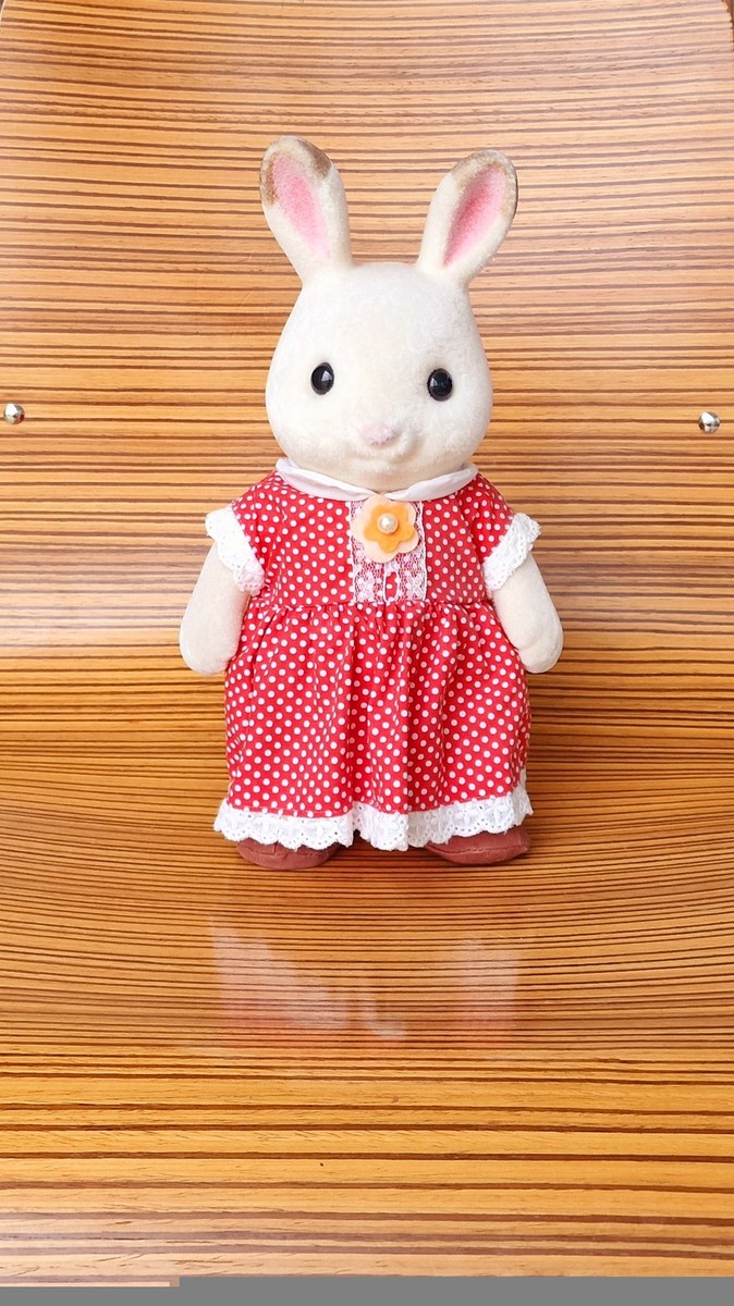 SYLVANIAN FAMILIES FREYA GIANT RABBIT FAMILY 29CM UK