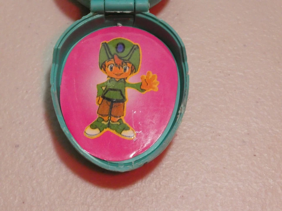RakuRaku Dinokun dinkie dino egg Virtual Pet Giga Pets tamagotchi digimon - image 3 of 4