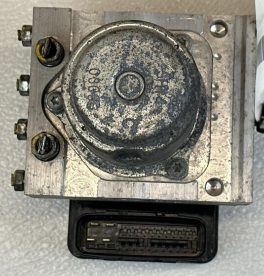 2012-2013 Honda Fit Automatic Gasoline ABS Anti-Lock Brake Pump Assembly OEM