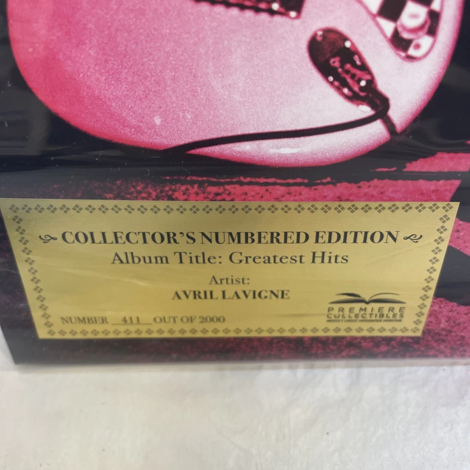 Avril Lavigne Greatest Hits Vinyl 2xLP Hand Signed & 411 /2000 JSA Cert - Image 2 of 4