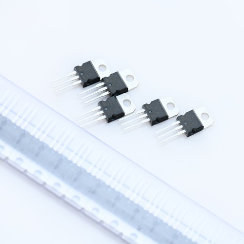 5 Stück X L7815CV LM7815 L7815 Spannungsregler IC +15V 1,5A LDO Neu