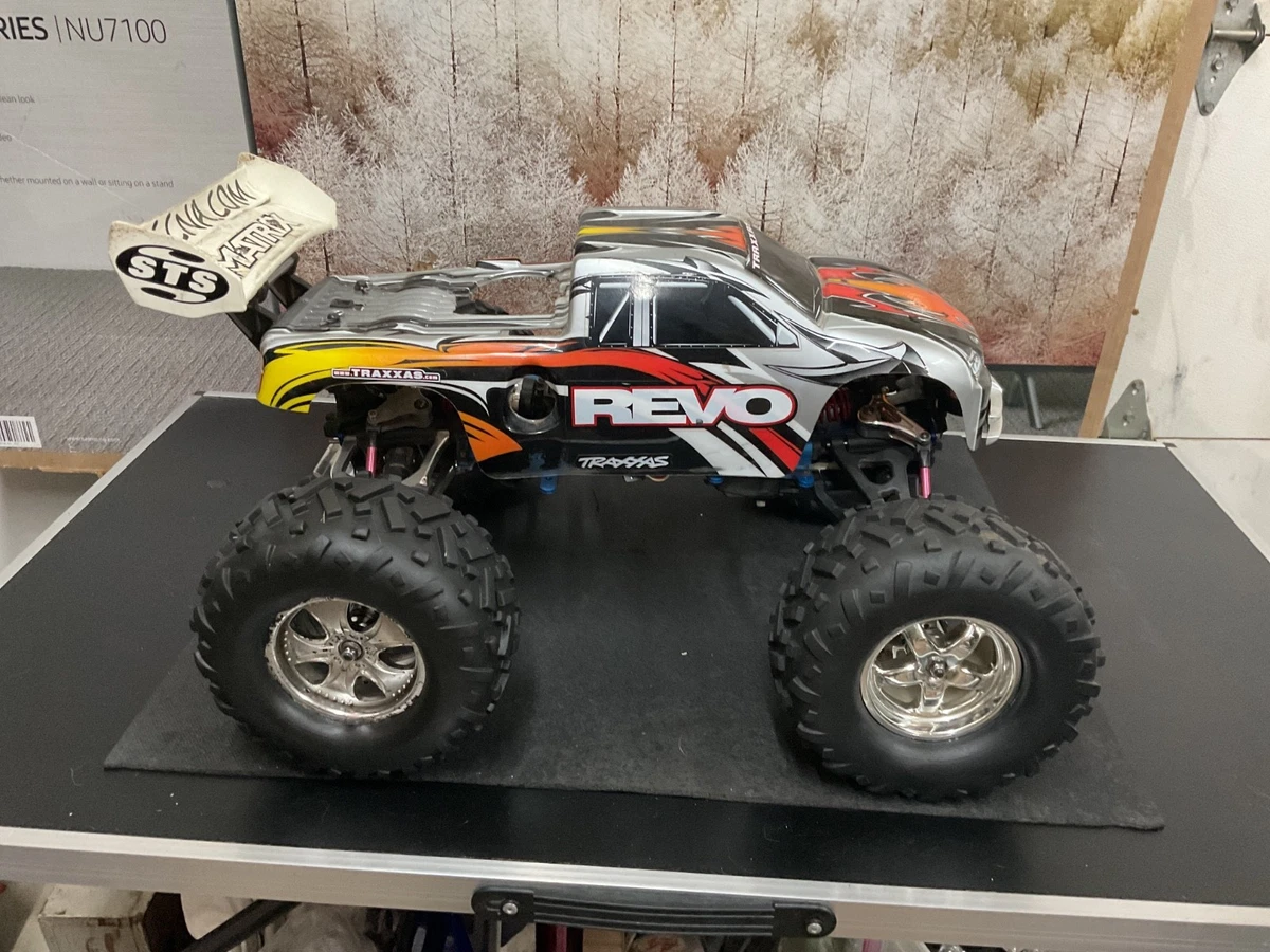 Preços baixos em Modelo RC Traxxas Revo 3.3 Carros, caminhões e