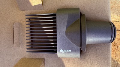 Dyson Supersonic neuer Kammaufsatz mit breiten Zacken (Anthrazit)