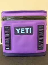 YETI Tolva Abatible 8 Enfriador Suave - Ritmo Púrpura/Azul - NUEVO - ENVÍO GRATUITO