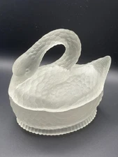 Vtg Frosted Glass Swan Covered Candy Dish - Vallerysthal Style Trinket Box 5.5"