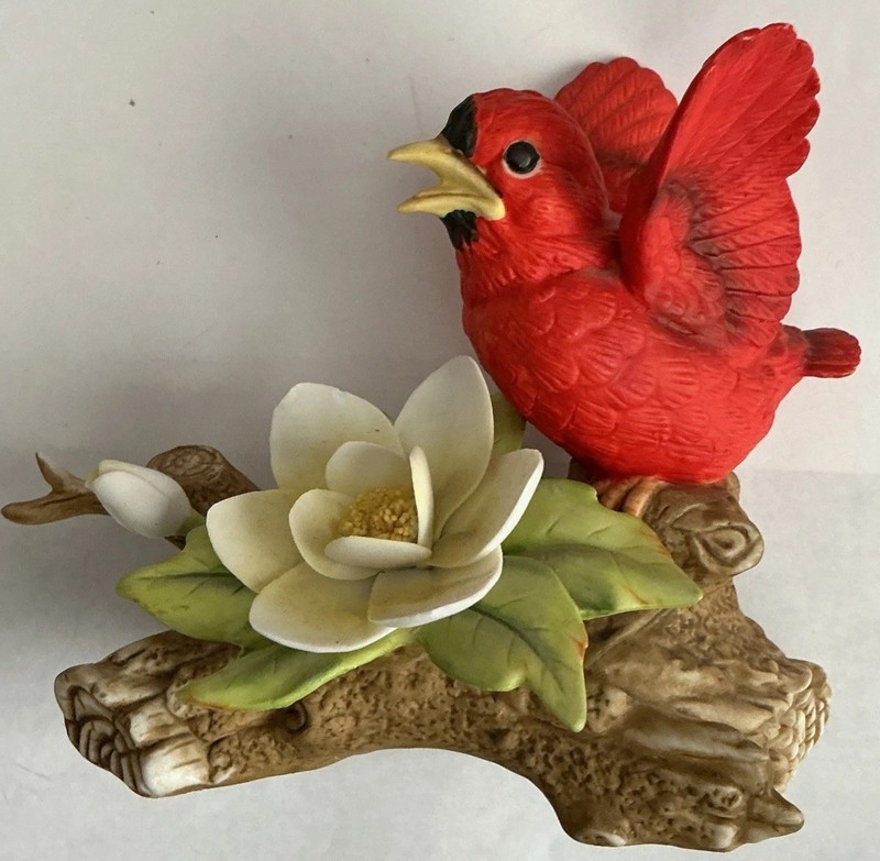 Lefton Cardinal Figurine On Tree Branch With Magnolias #04478 Vintage 1980s