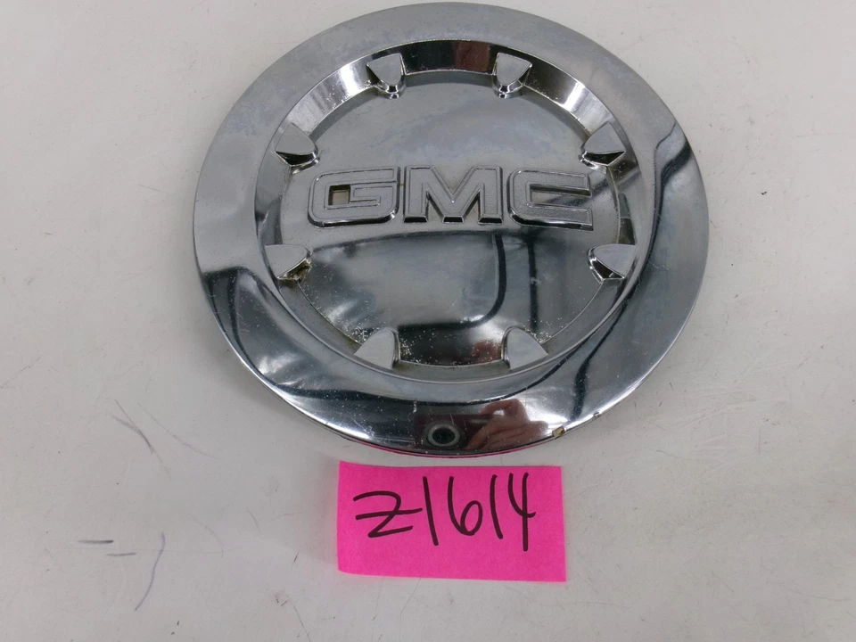 Tapa central GMC Yukon Denali Sierra cromada 9596381 OEM 20" rueda genuina Foto 4 de 4
