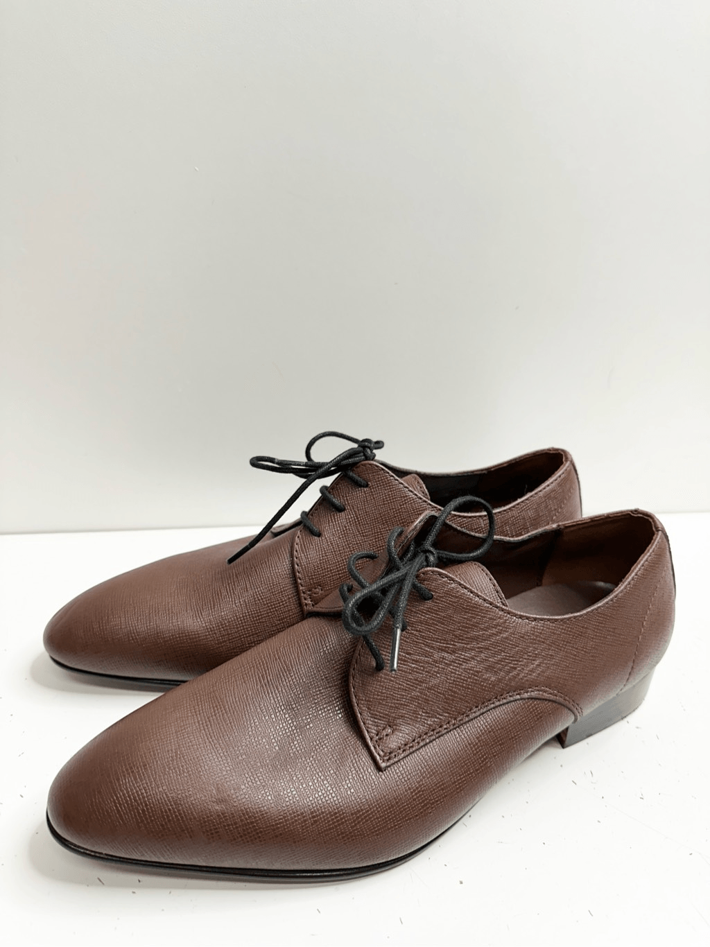 SAOLA Scarpe BP Derby uomo taglia 9 5 marrone pelle testurizzata scarpe punta liscia NUOVE