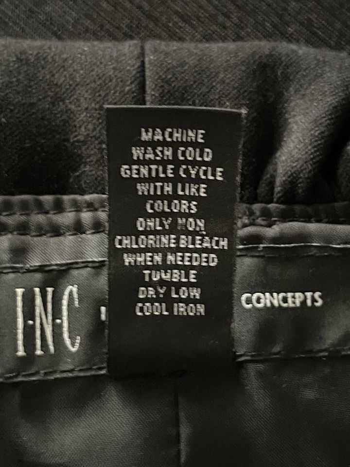 Chaqueta Blazer INC International Concepts Para Mujer Forrada Negra Cuello con Volantes X-SM Foto 4 de 4