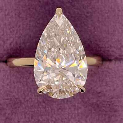 Lab Grown 6.00 Carat F Color VVS2 Clarity IGI Certified Pear Cut Diamond Ring