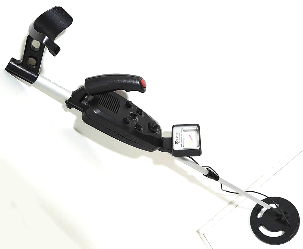 WORKING FAMOUS TRAILS MD-7030 DISCRIMINATOR METAL DETECTOR. | eBay