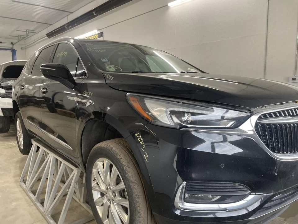 Used Front Left Seat Belt Front fits: 2018 Buick Enclave bucket driver retractor - Image 4 of 4