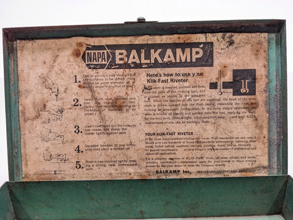 Napa Balkamp Metal Tool Box for Klik-Fast Riveter Green Tool Storage - Image 2 of 4