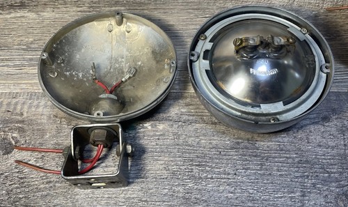 Pair Vintage Per-Lux 36A Chrome Fog Running lights Untested For Parts/Repair - Picture 8 of 15
