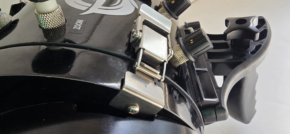 Carcasa submarina Equinox HD DSLR Canon 7D + sistema de engranaje de zoom EF - casi sin usar Foto 4 de 4