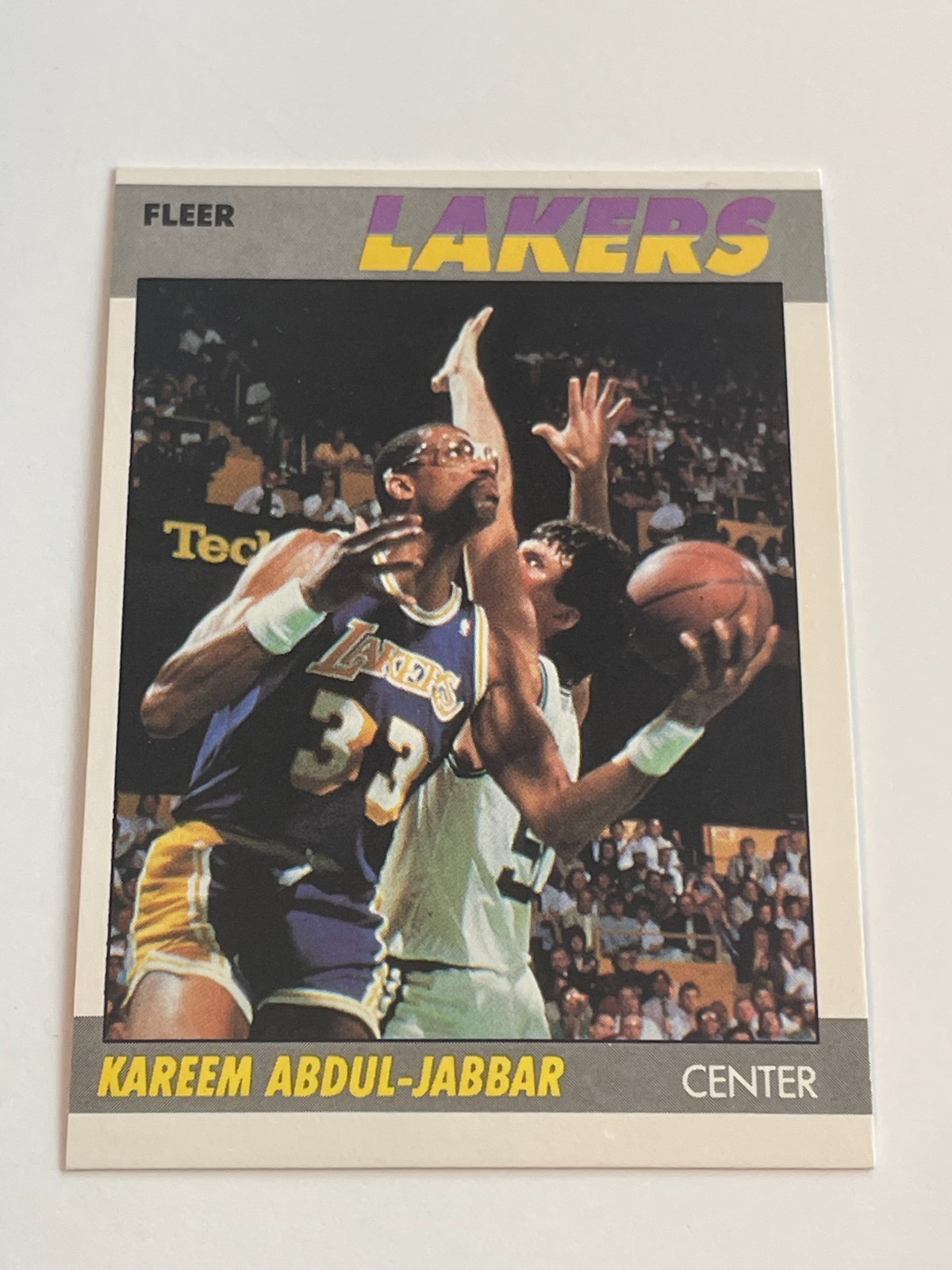 1987 Fleer Basketball NM - Complete Your Set #1-132 - You Pick