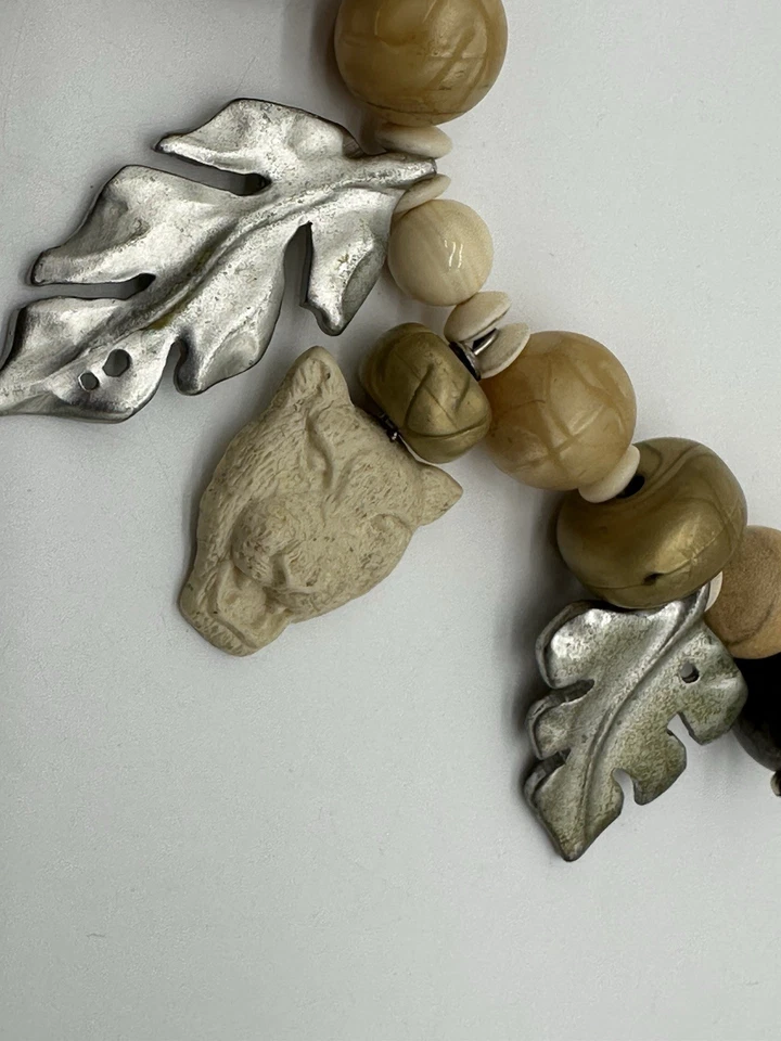 Collar De Colección Les Bernard Elefante León Crema y Oro Grueso Tono Plata Cuentas Foto 3 de 4