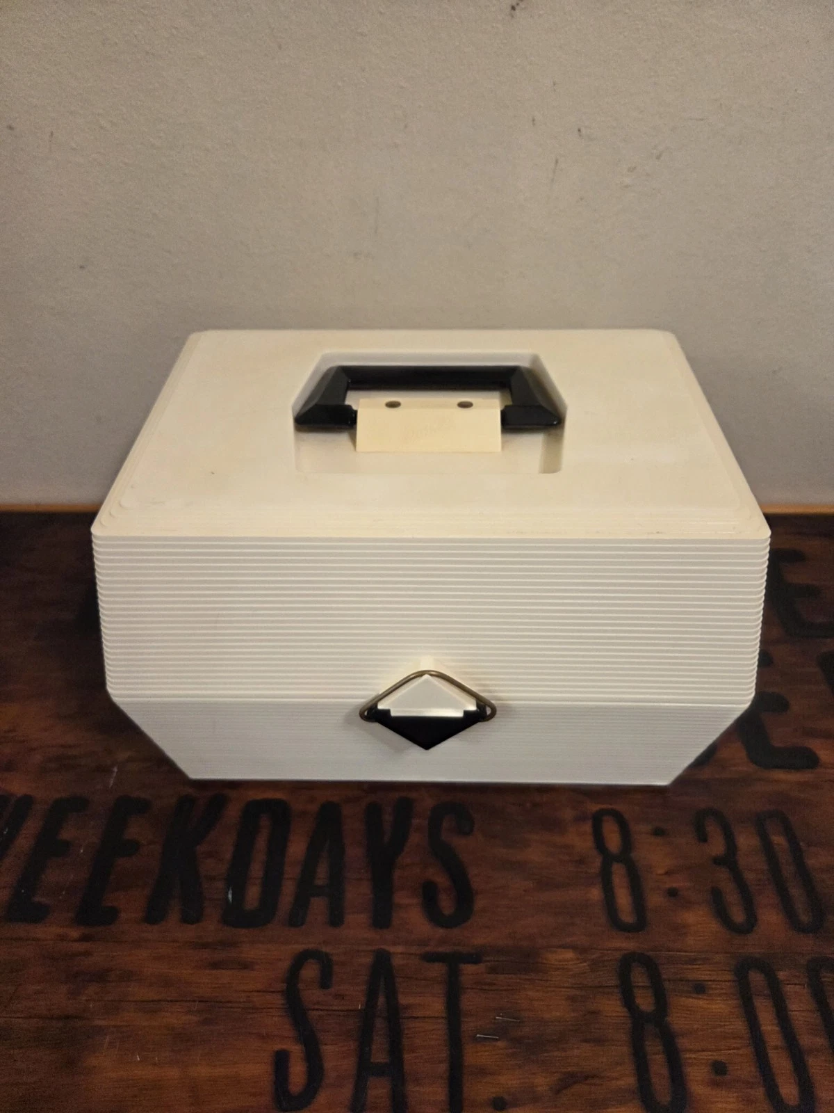 Vintage Caboodles Beauty Organizer Makeup Case Model 2700 White Box Black Handle