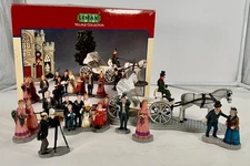 Lemax 2003 WEDDING PARTY Set of 8 Pieces Christmas Village Accessory RARE!