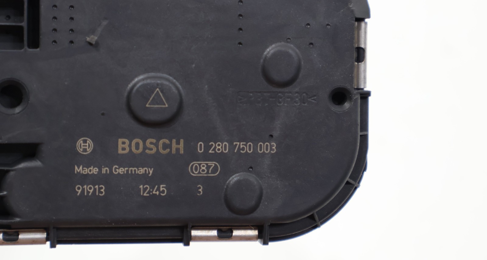 Maserati Ghibli S Q4 2014-2020 Throttle body P/N 14930