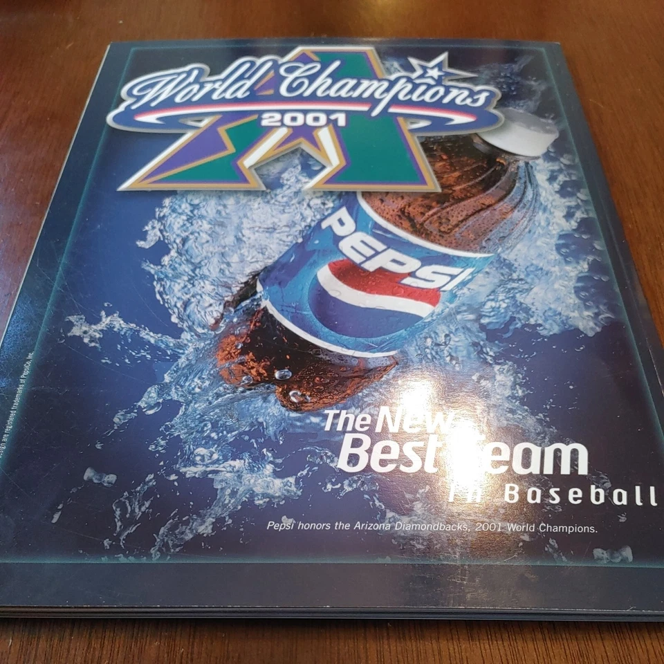 Arizona Diamondbacks Official Publication 2002 Randy Johnson World Series - Image 4 of 4