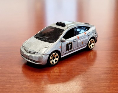 トヨタ 新型プリウス ミニカー 株主総会記念 匿名配送 非売品 株主総会