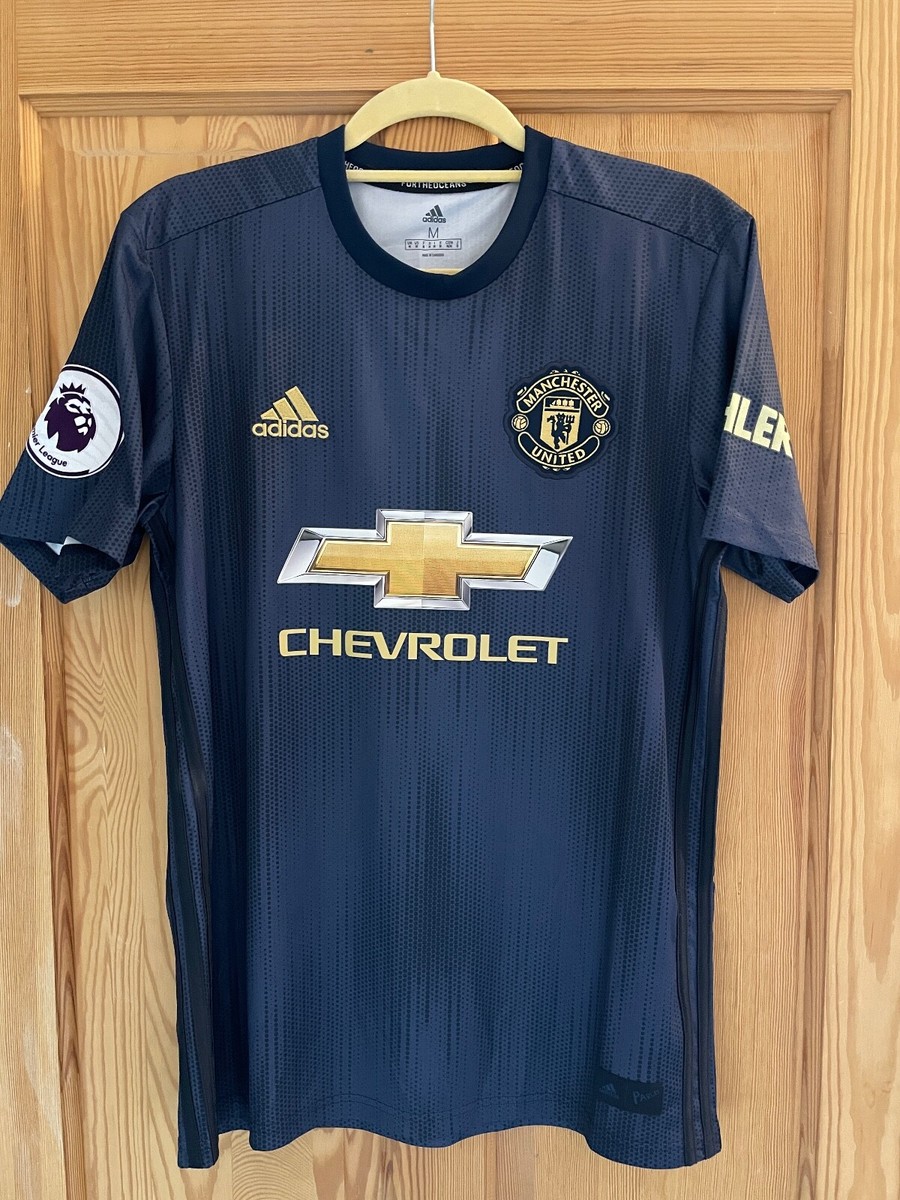 Manchester United short sleeve THIRD football shirt 2018/19