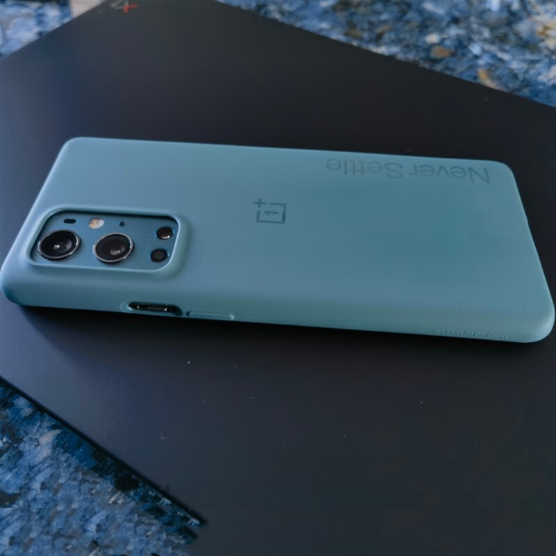 OnePlus 9 pro RAM8 256GBブラック 本体+③ケース OnePlus 9 pro RAM8 256GBブラック 本体+③ケース Amazon.co.jp