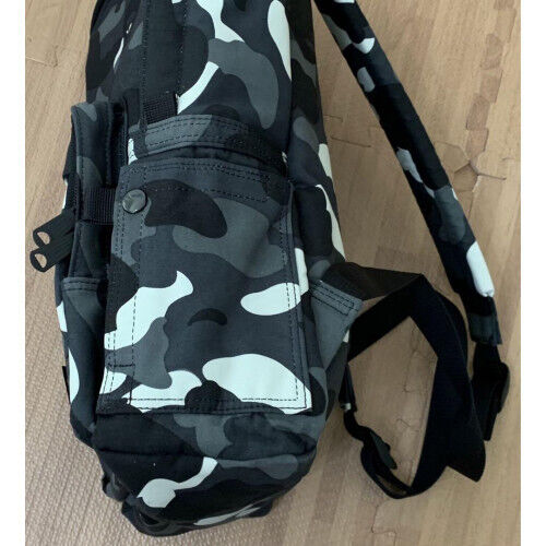 A BATHING APE x PORTER Super rare Glow in the dark backpack A BATHING APE x PORTER Super rare Glow in the dark backpack
