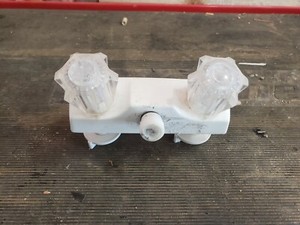 4" Shower Faucet Valve RV Marine White Travel Trailer Camper Clear Handles