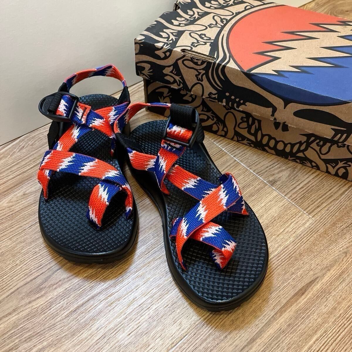 Grateful Dead Chaco Z2 Sandals Steal Your Face USA Size Grateful Dead Chaco Z2 Sandals Steal Your Face USA Size