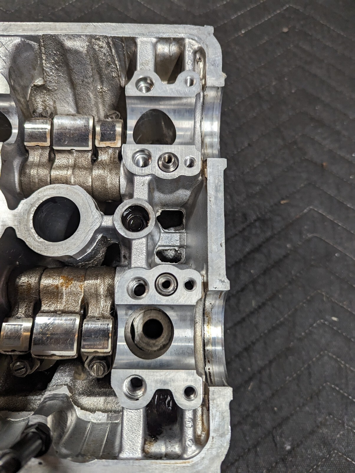 9701 Honda Prelude cylinder head With Caps P13 HF1 OEM H Series H22