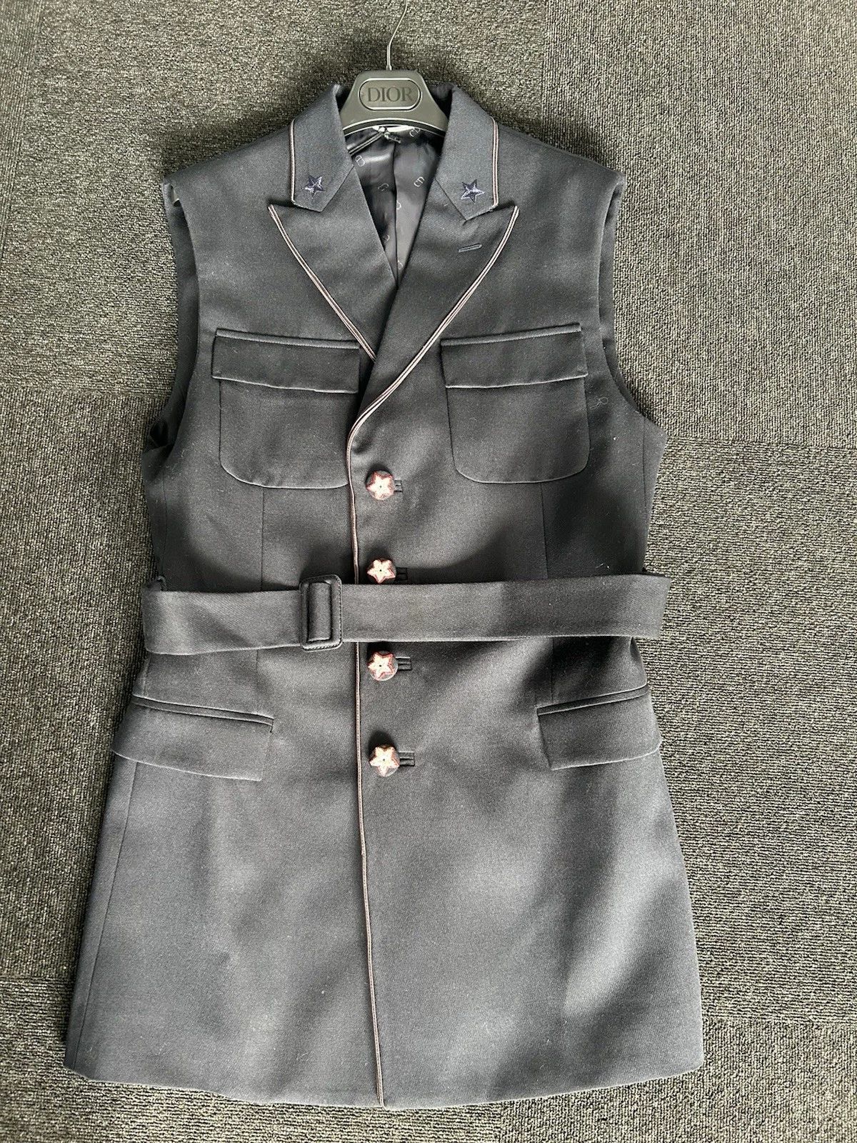 Gilet sans manches ceinturé Dior bleu marine homme taille 52 NEUF
